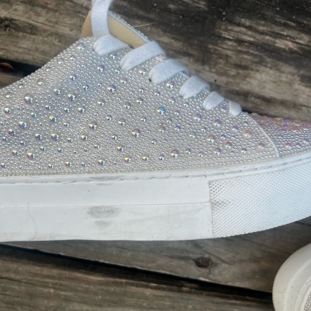 BETSEY JOHNSON WHITE IVORY SPARKLY WOMENS 8.5 M SIDNY SNEAKERS - Picture 13 of 13